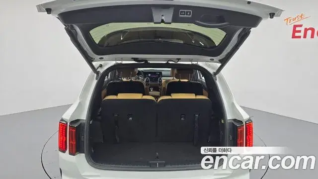 Kia Sorento 2023 — Şəkil 20/20