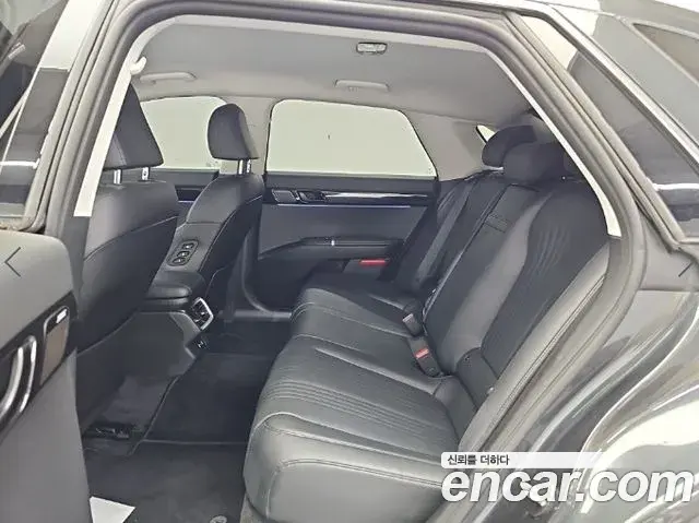 Hyundai Grandeur 2023 — Photo 12/19