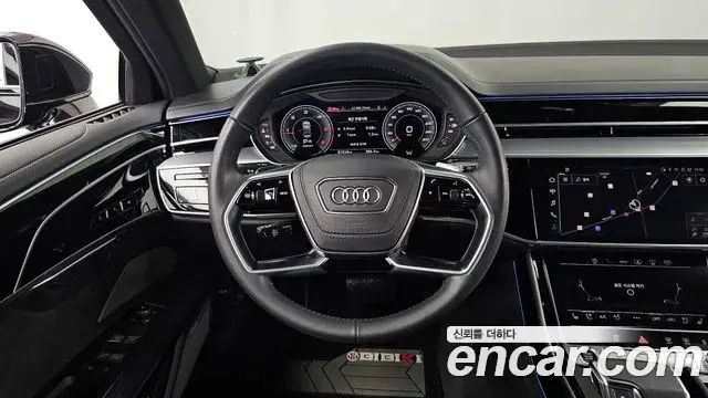 Audi A8 2021 — Фото 13/20