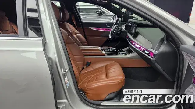 BMW 7 Series 2023 — Şəkil 11/20