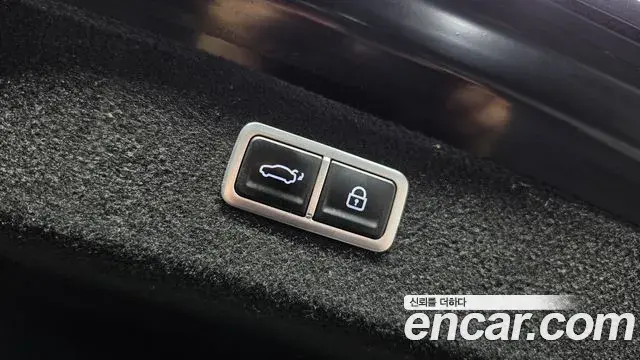 Genesis Electrified G80 2022 — Şəkil 17/20