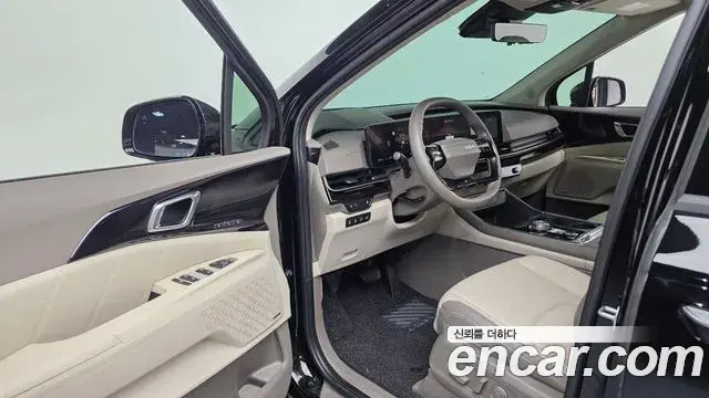 Kia Carnival 2024 — Photo 10/20