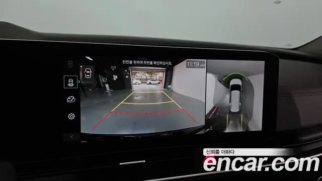 Kia Carnival 2024 — Photo 14/20