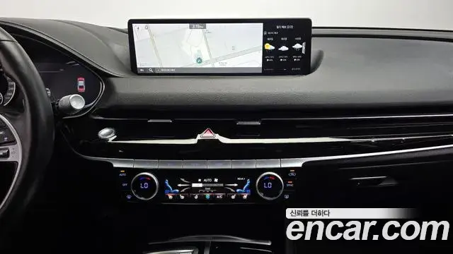 Genesis Electrified G80 2022 — Şəkil 13/20