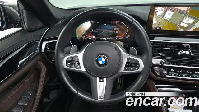 BMW 5 Series 2023 — Фото 13/20