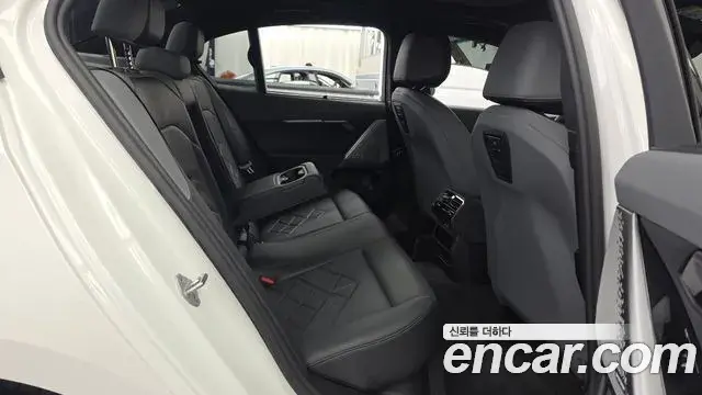 BMW 5 Series 2026 — Photo 12/20