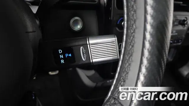 Hyundai Staria 2026 — Photo 9/20