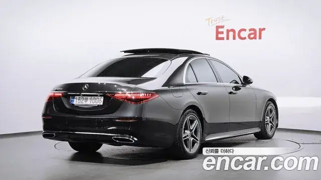 Mercedes-Benz S-Class 2021 — Photo 2/20