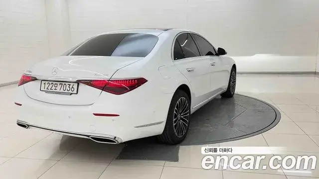 Mercedes-Benz S-Class 2026 — Photo 5/20