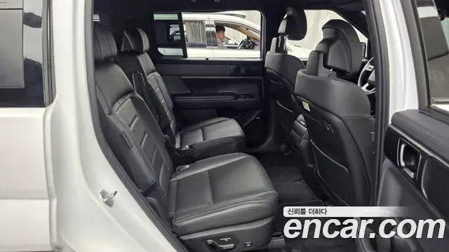 Hyundai Santa Fe 2023 — Photo 12/20