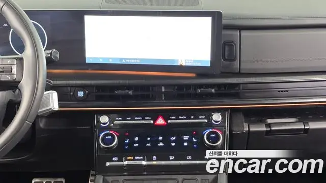 Hyundai Santa Fe 2023 — Photo 14/20