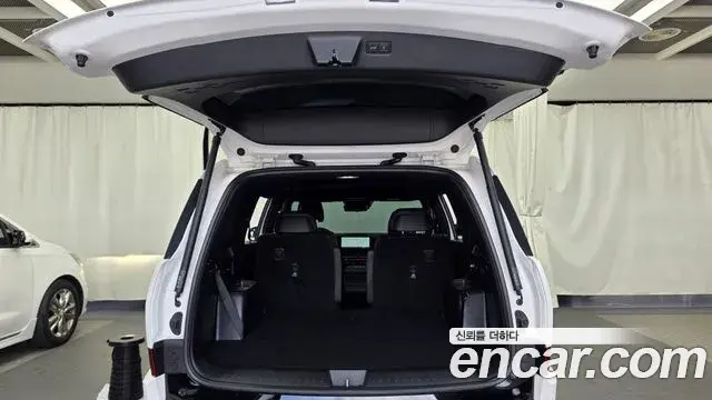 Hyundai Santa Fe 2023 — Photo 20/20