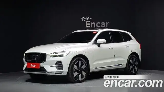 Volvo XC60 2025 — Photo 20/20