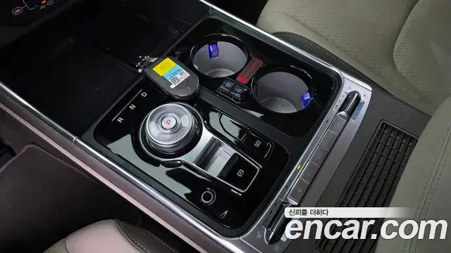 Kia Carnival 2025 — Şəkil 9/20