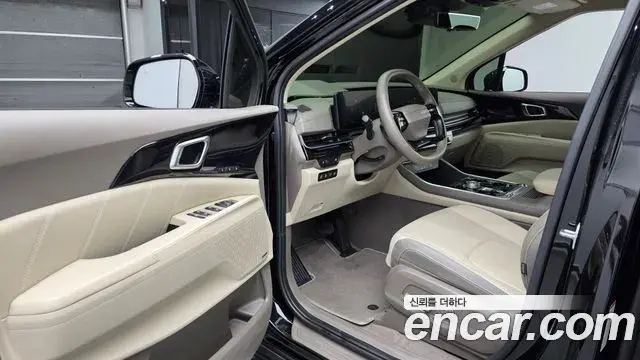 Kia Carnival 2025 — Şəkil 10/20