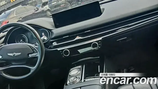 Genesis Electrified G80 2021 — Photo 6/14
