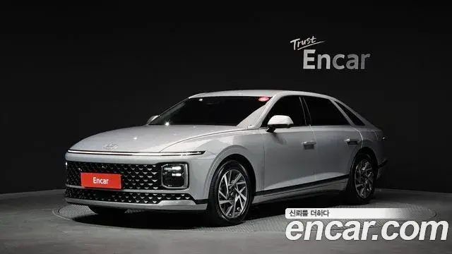 Hyundai Grandeur 2023 — Photo 1/20
