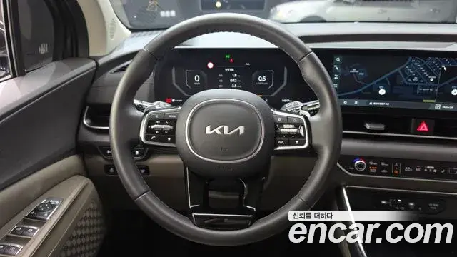 Kia Carnival 2024 — Photo 13/20