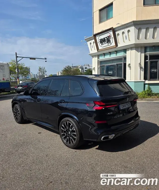 BMW X5 2026 — Photo 2/8