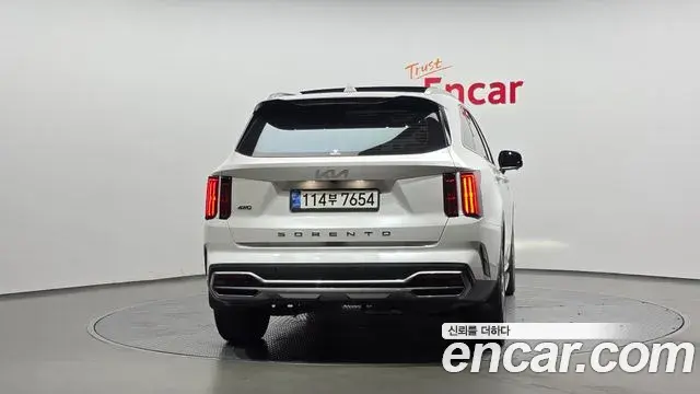 Kia Sorento 2022 — Photo 4/20