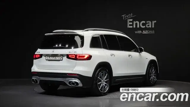 Mercedes-Benz GLB-Class 2022 — Photo 2/20