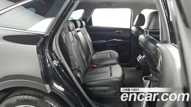 Kia Sorento 2022 — Şəkil 11/20