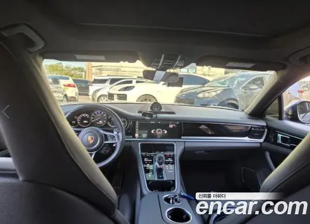 Porsche Panamera 2018 — Photo 10/20