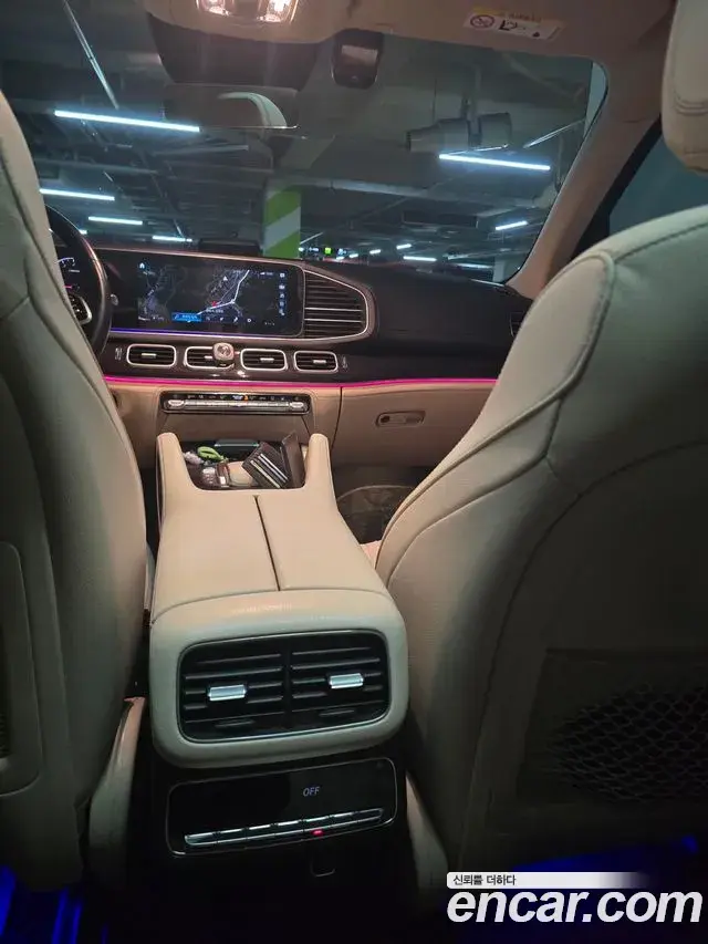 Mercedes-Benz GLE-Class 2021 — Şəkil 7/10