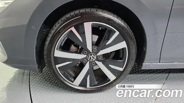 Volkswagen Golf 2025 — Şəkil 5/20