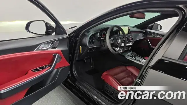 Kia Stinger 2018 — Photo 10/20