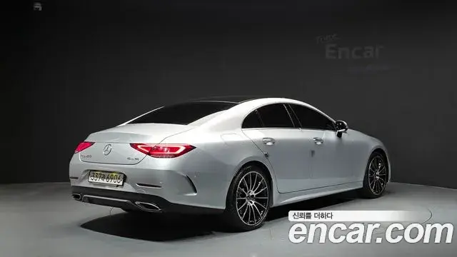Mercedes-Benz CLS-Class 2020 — Photo 2/20