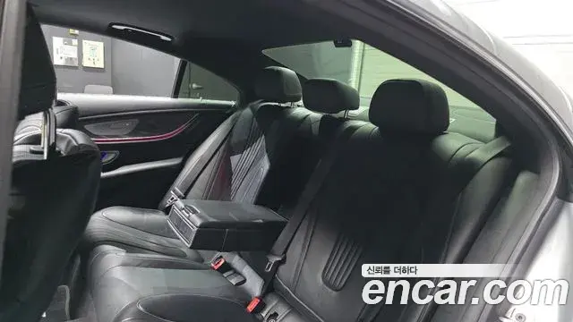 Mercedes-Benz CLS-Class 2020 — Photo 12/20