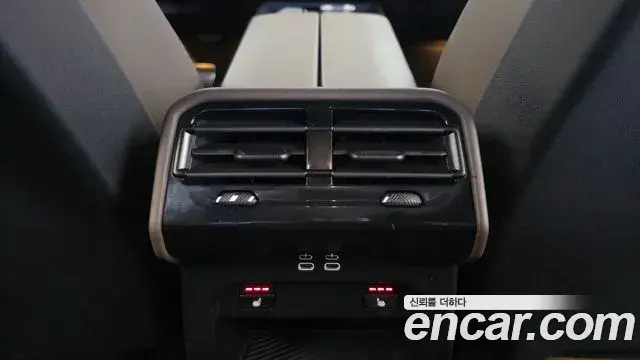 BMW 5 Series 2023 — Şəkil 19/20