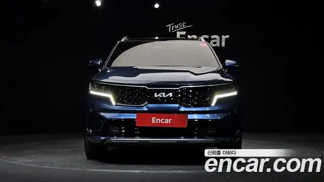 Kia Sorento 2023 — Фото 3/20