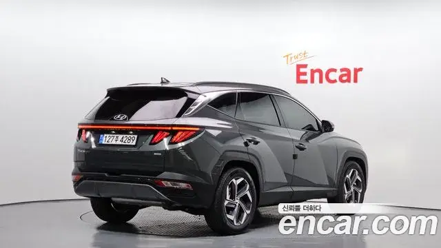 Hyundai Tucson Hybrid 2023 — Şəkil 17/20
