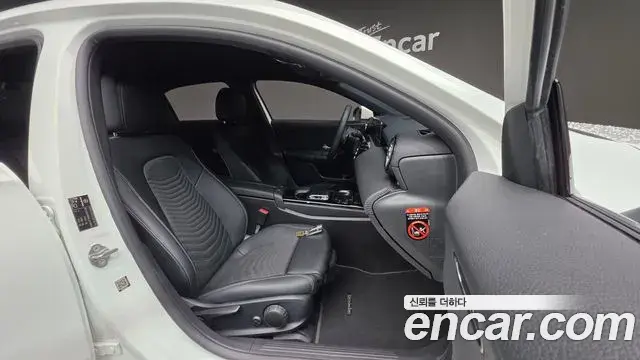 Mercedes-Benz A-Class 2020 — ფოტო 1/20