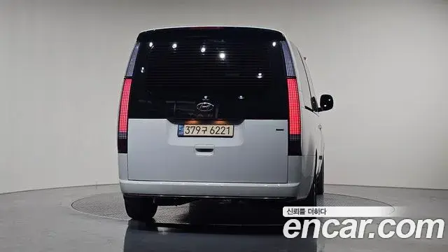 Hyundai Staria 2021 — Photo 4/20