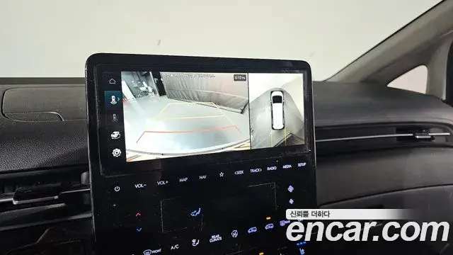 Hyundai Staria 2021 — Photo 15/20