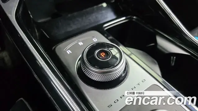 Kia Sorento 2020 — Photo 9/20