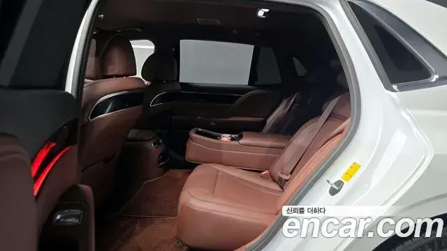 Genesis G90 2022 — Photo 12/20
