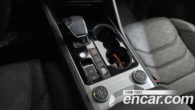 Volkswagen Touareg 2023 — Photo 9/20