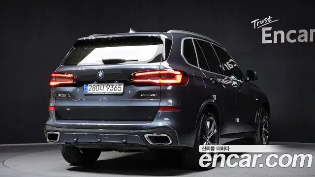 BMW X5 2021 — Photo 2/20