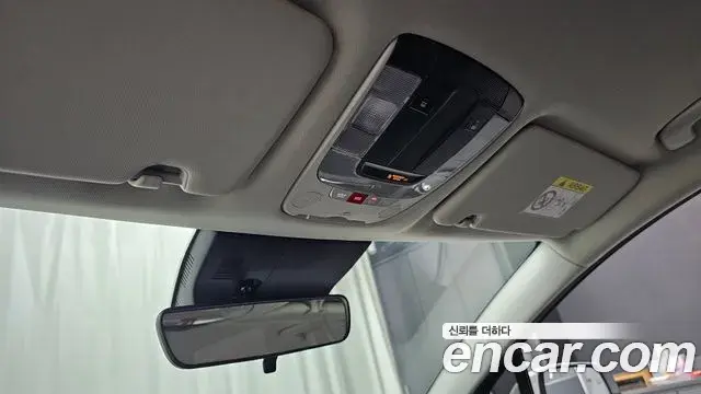 Kia Sportage 2022 — ფოტო 16/20