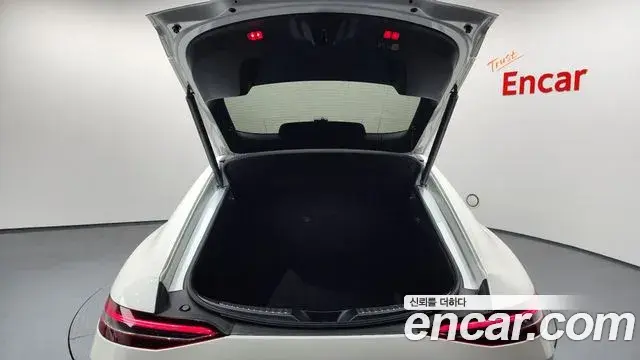 Mercedes-Benz AMG GT 2022 — Photo 20/20