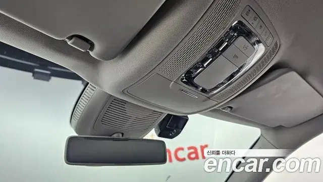 Mercedes-Benz GLE-Class 2019 — ფოტო 18/20