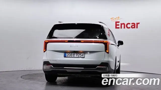 Kia Carnival 2024 — Photo 3/20