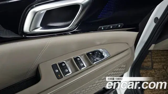 Kia Carnival 2024 — Photo 18/20