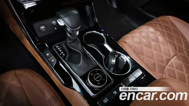 Kia Mohave The Master 2022 — ფოტო 9/20