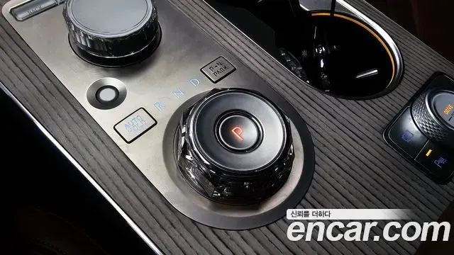 Genesis GV80 2025 — ფოტო 7/20