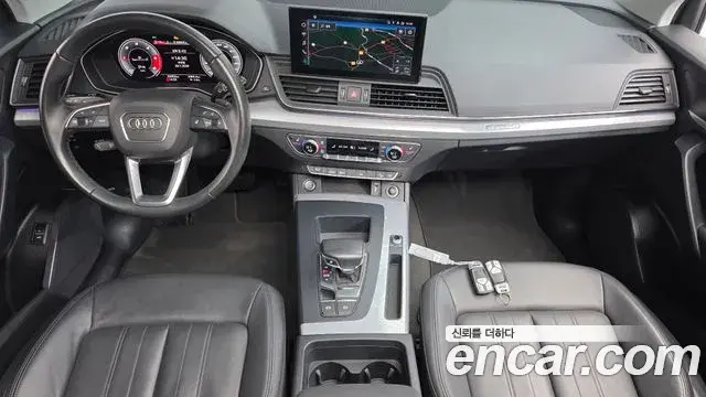 Audi Q5 2021 — Photo 7/20